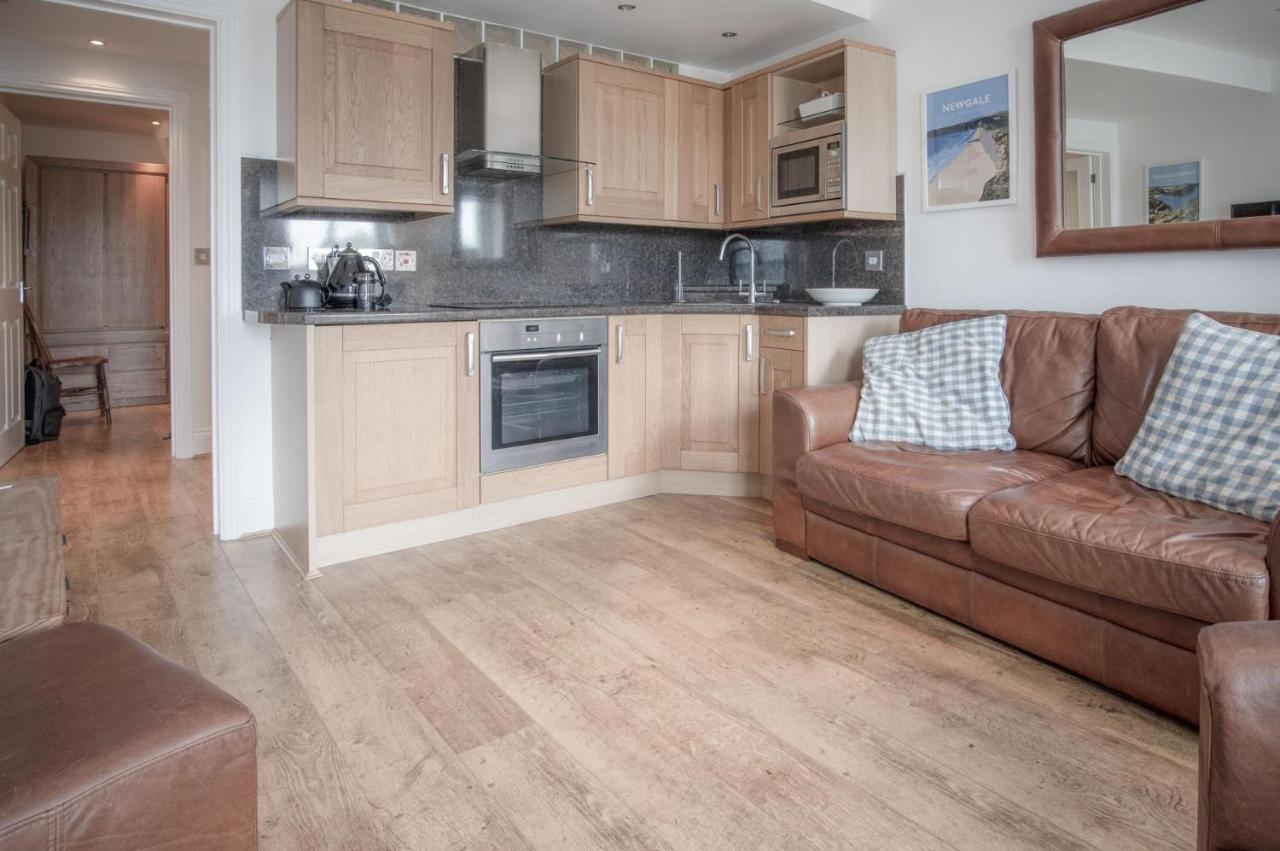 Goscar Court - 1 Bedroom Apartment - Tenby Exteriér fotografie